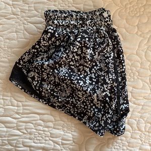 Lululemon Hotty hot shorts